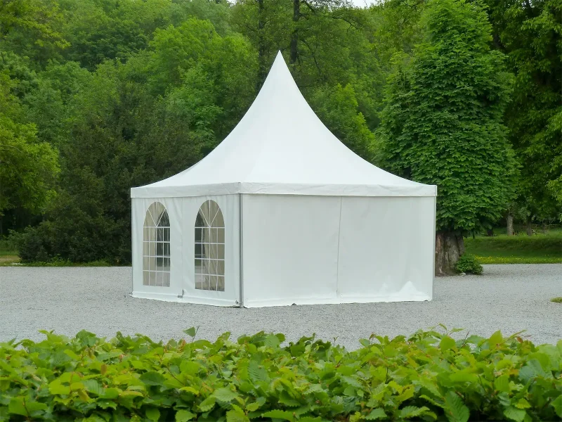 Réalisation - Tentes toiture pointue